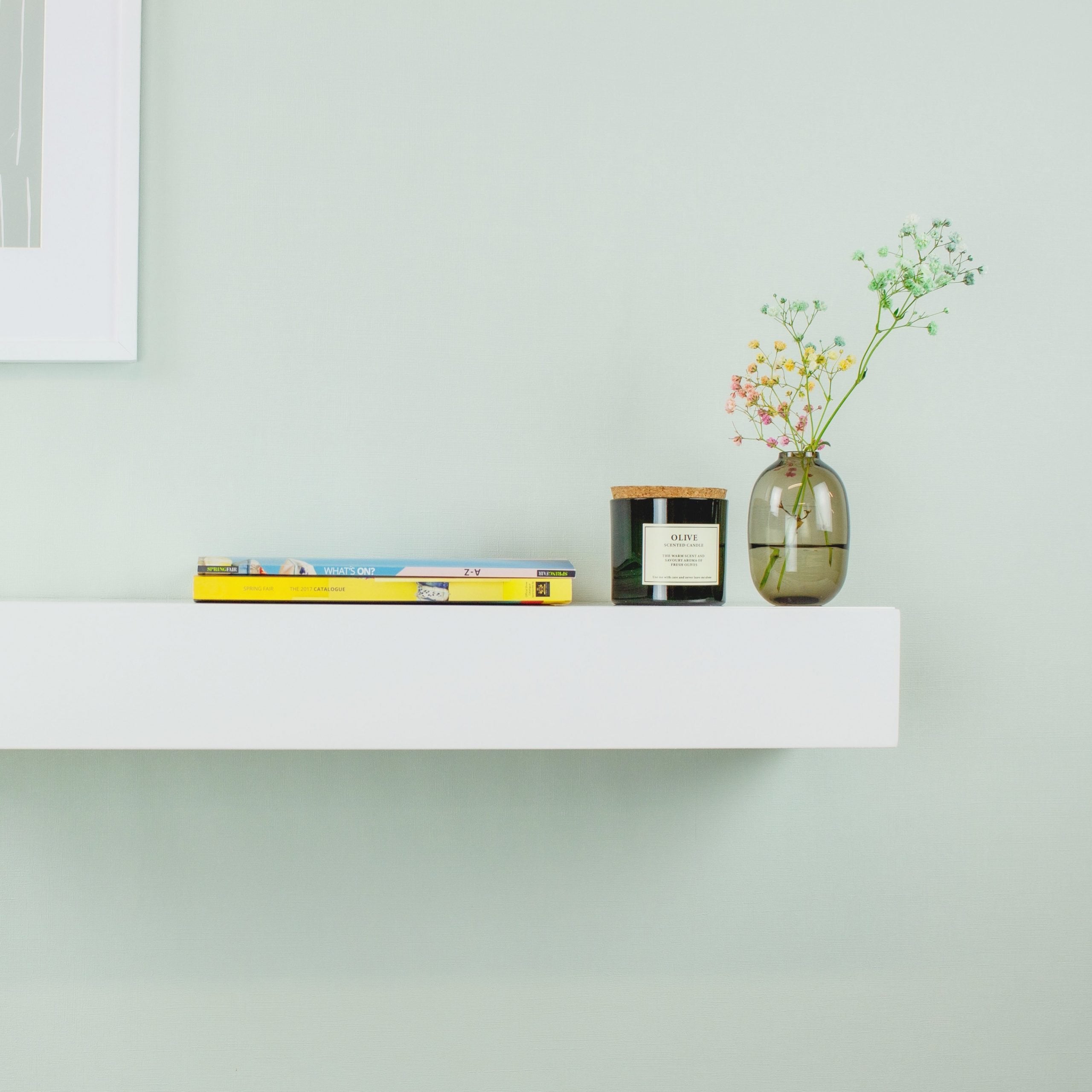 Étagère de rangement avec tiroirs design