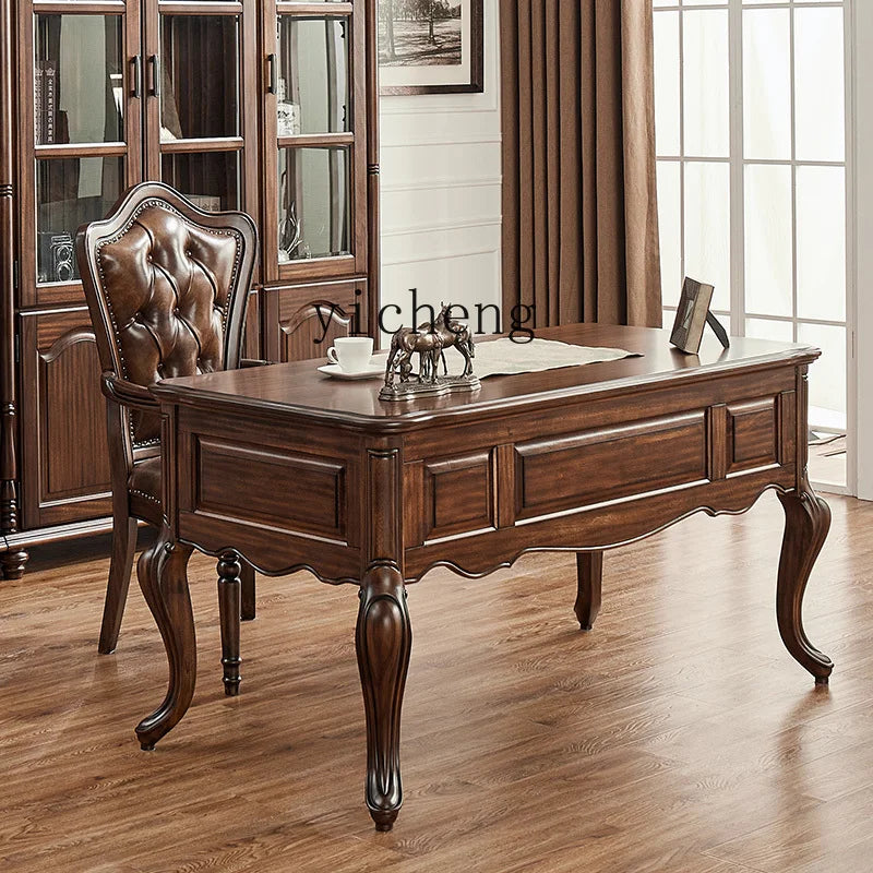 Bureau d'étude rétro français, entièrement en bois massif exquis.