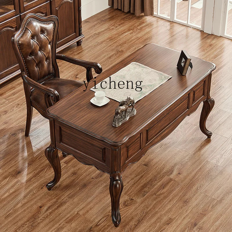 Bureau d'étude rétro français, entièrement en bois massif exquis.