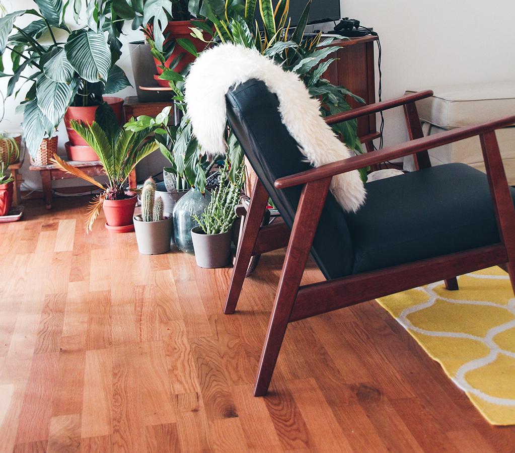 Cuir d'agneau ivoire extrêmement doux et moelleux.