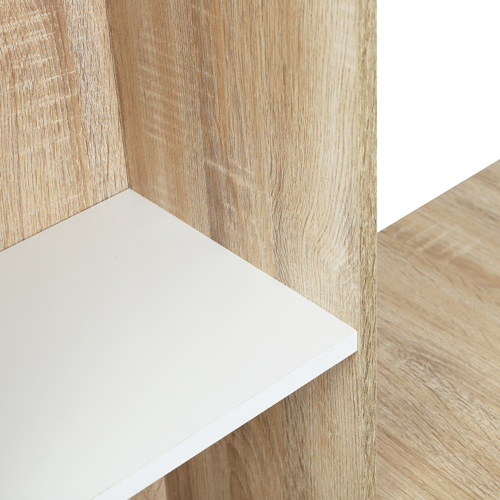 Bureau en forme de L avec étagères