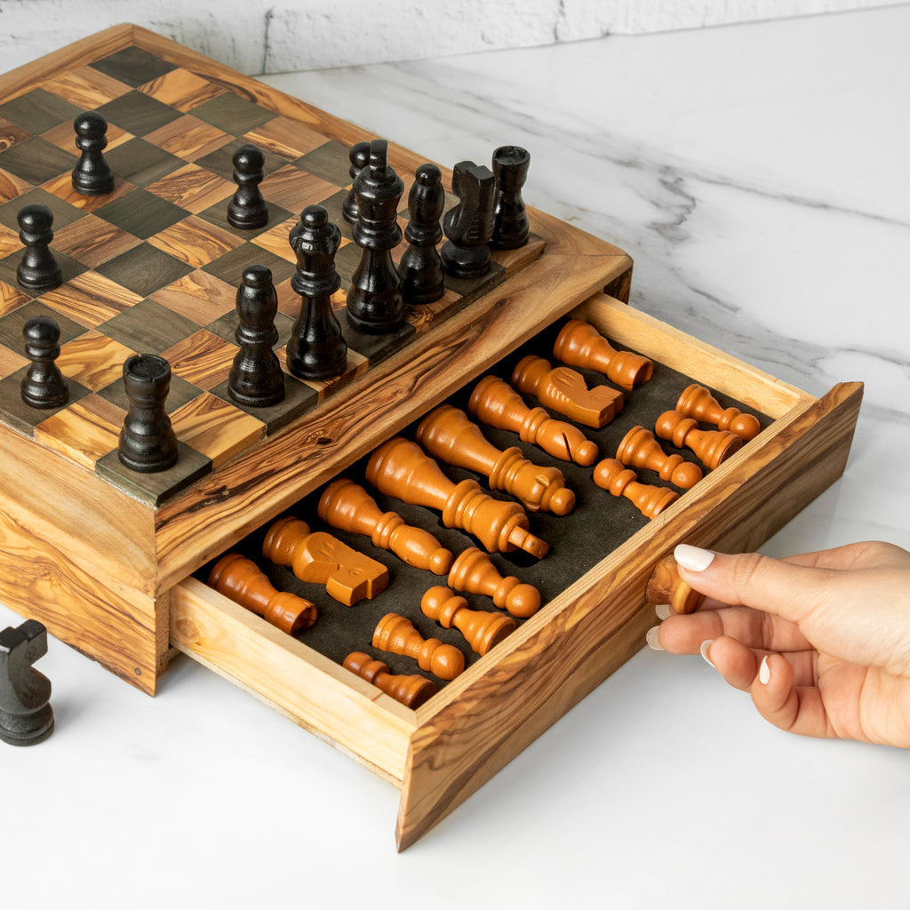 Jeu d'échecs carré en bois d'olivier, fabriqué à la main.